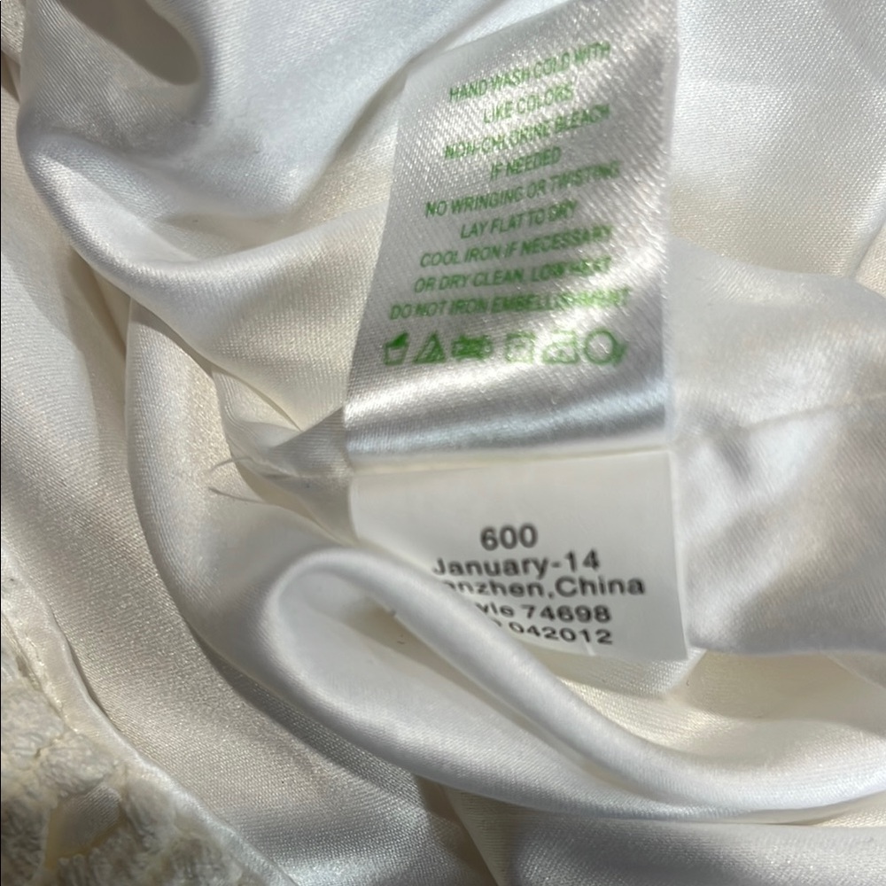 Lilly Pulitzer Mercer Lace White Lace‎ Dress, size 2 - Picture 14 of 14
